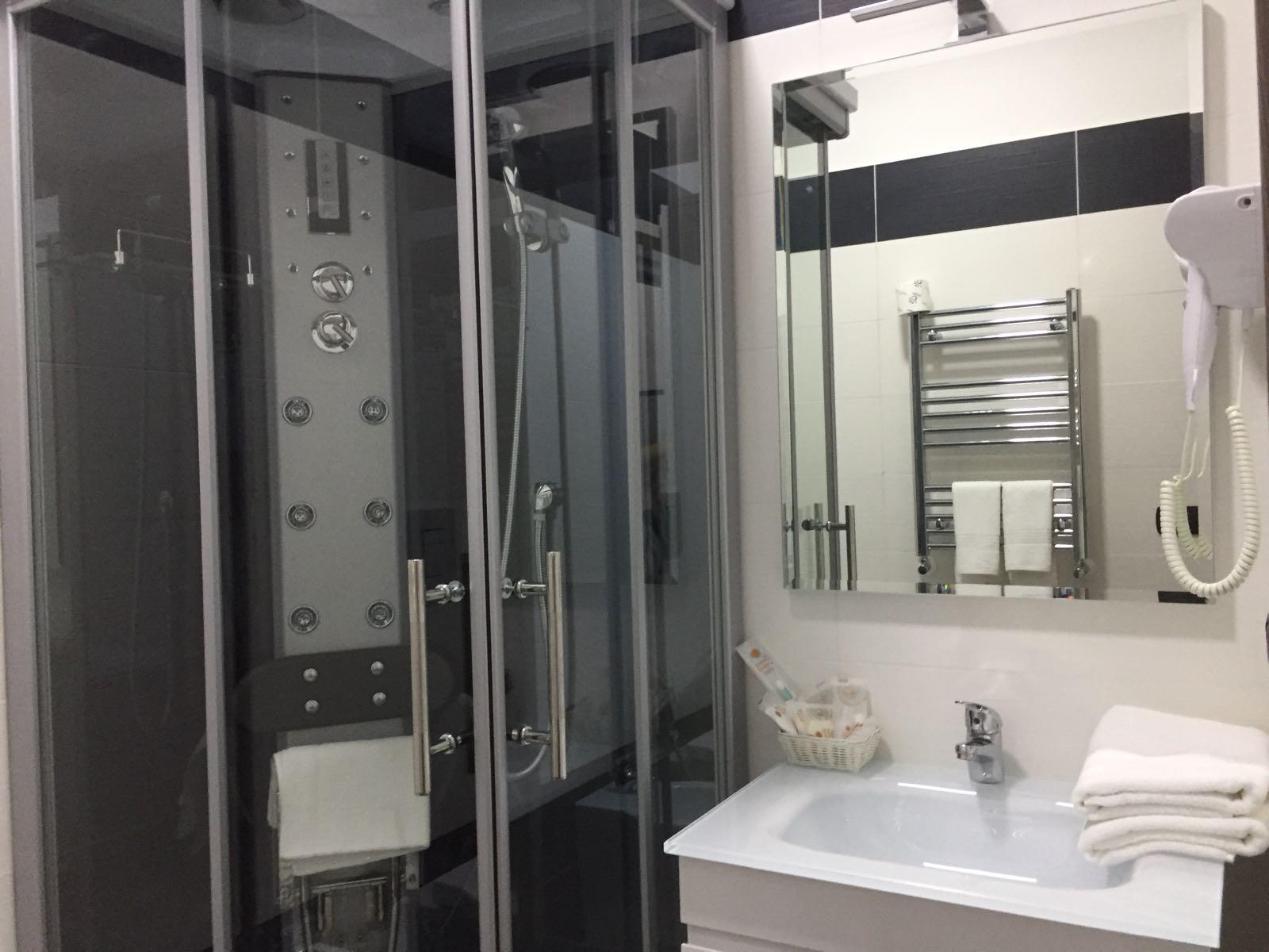 Mb95 - Mezzocannone Luxurious Bed&Breakfast Naples Luaran gambar