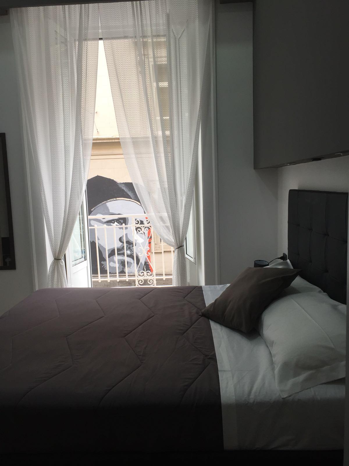 Mb95 - Mezzocannone Luxurious Bed&Breakfast Naples Luaran gambar